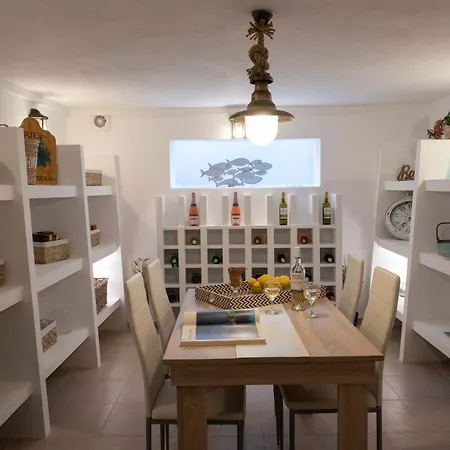 Dandy Villas - Private - Pool - Parking - Cellar * Nea Roda
