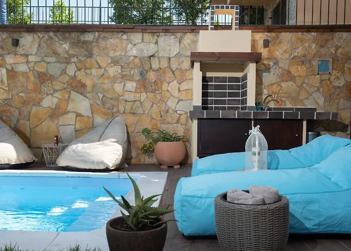 Dandy - Melodic Waves - Private - Pool - Parking - Cellar * Néa Ródha