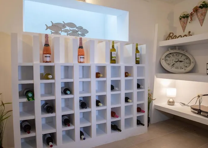 Dandy - Melodic Waves - Private - Pool - Parking - Cellar Casa de Férias Néa Ródha