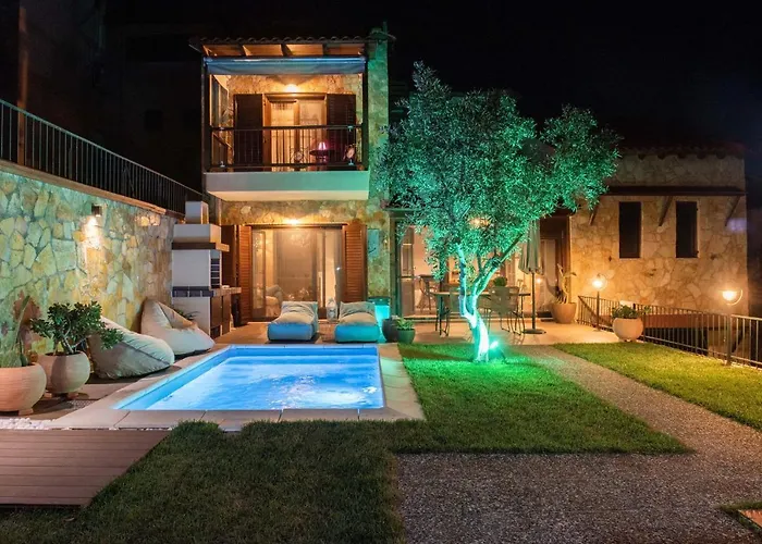 Casa de Férias Dandy - Melodic Waves - Private - Pool - Parking - Cellar *