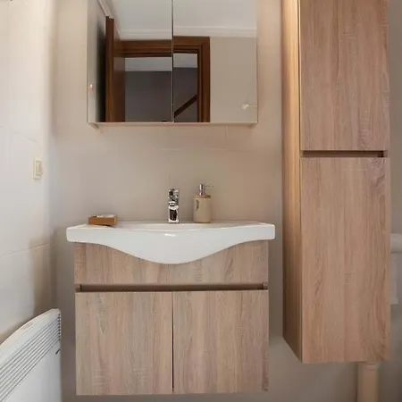 Casa vacanze Dandy - Private - Pool - Parking - Cellar Nea Roda