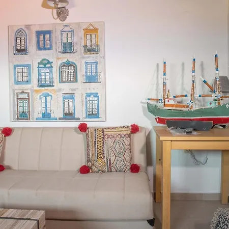 Dandy Villas Nea Roda - Melodic Waves - Private - Pool - Parking - Cellar Holiday home